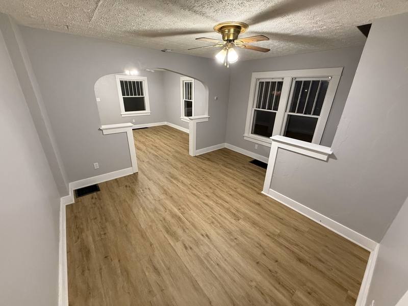 Apartment for rent at 113 115 W Main St, Dayton, OH 45449