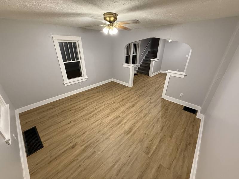 Apartment for rent at 113 115 W Main St, Dayton, OH 45449