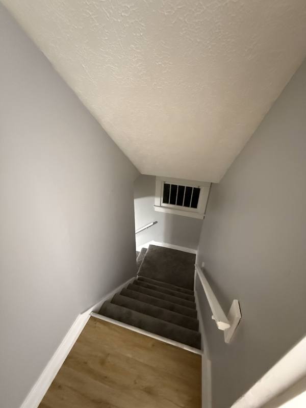 Apartment for rent at 113 115 W Main St, Dayton, OH 45449