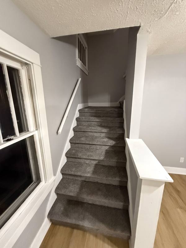 Apartment for rent at 113 115 W Main St, Dayton, OH 45449