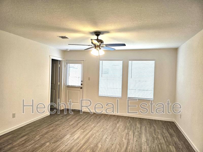 House for rent at 2440 Lost Creek Rd, New Braunfels, TX 78130