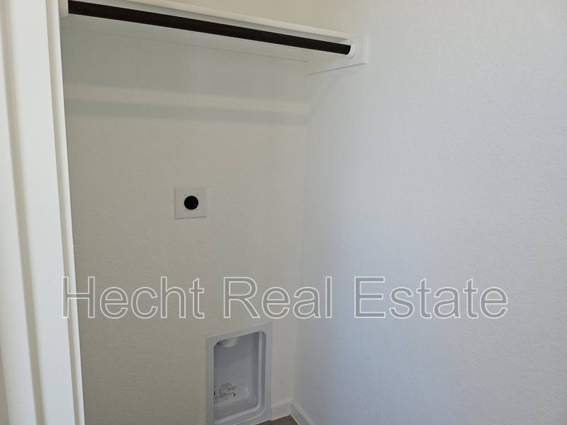 House for rent at 2440 Lost Creek Rd, New Braunfels, TX 78130