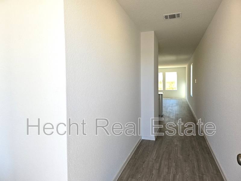 House for rent at 2440 Lost Creek Rd, New Braunfels, TX 78130