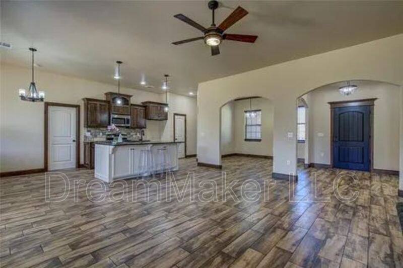 House for rent at 1712 Appaloosa Dr, Blanchard, OK 73010