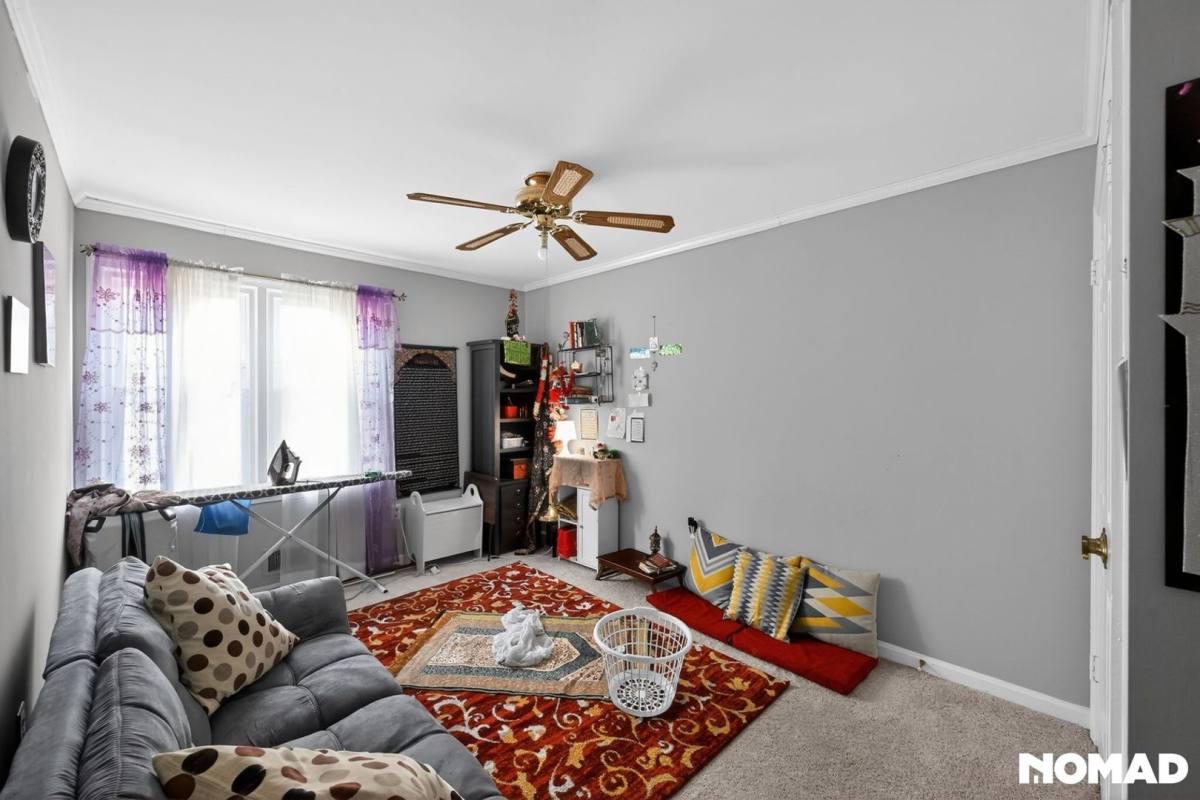 House for rent at 13648 Spinning Wheel Dr, Germantown, MD 20874