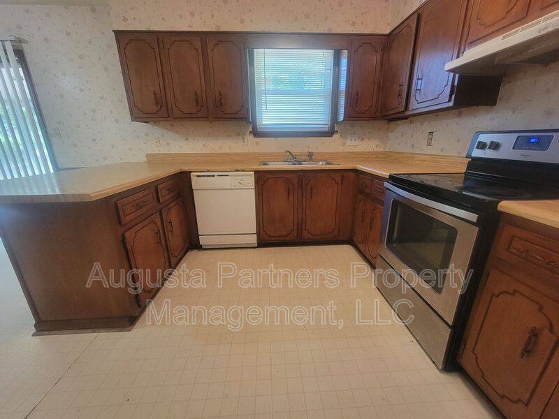 House for rent at 2803 Ptarmigan Rd, Hephzibah, GA 30815