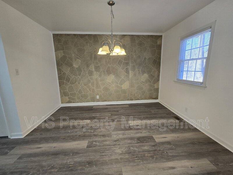 House for rent at 4 Daiseys Rest Rd, Washington, VA 22747