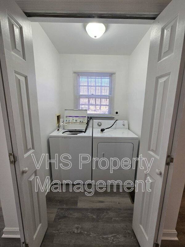 House for rent at 4 Daiseys Rest Rd, Washington, VA 22747