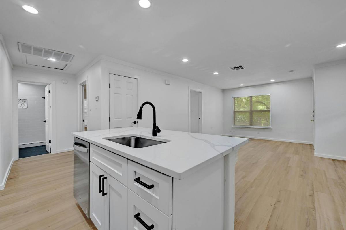 House for rent at 1913 David St, Austin, TX 78705