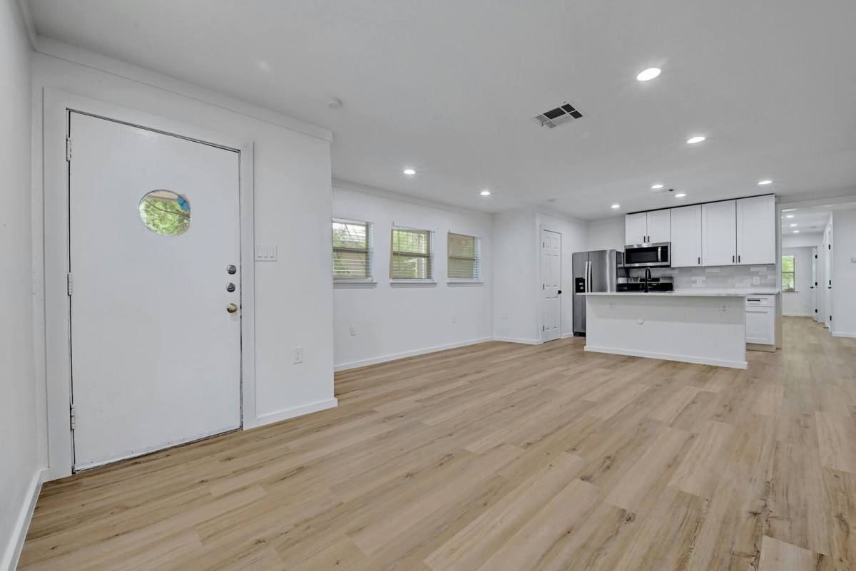 House for rent at 1913 David St, Austin, TX 78705