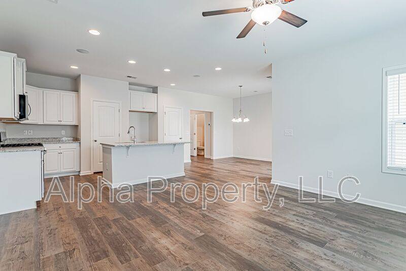Townhouse for rent at 409 Wards Creek Way, Greer, SC 29650