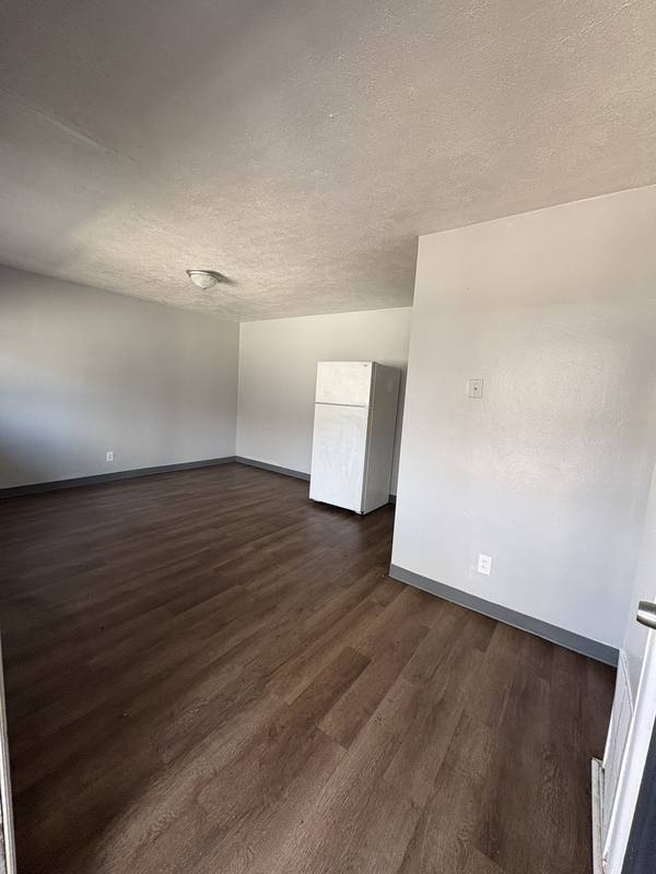 Apartment for rent at 274 E Nottingham Rd #7, Dayton, OH 45405
