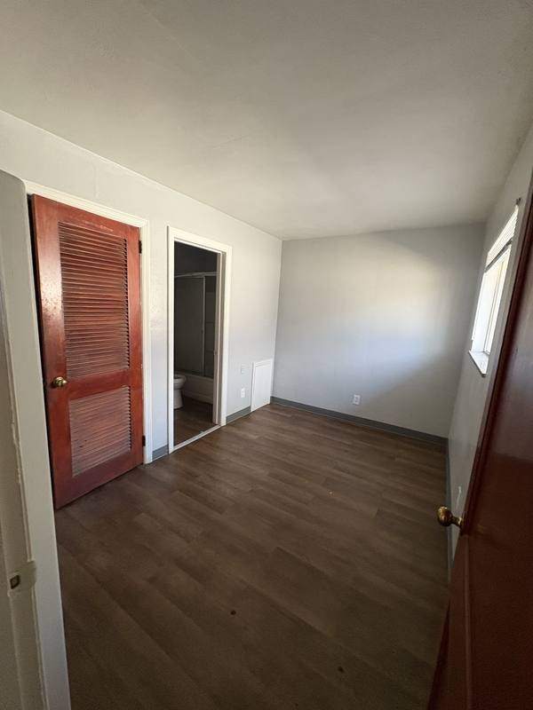 Apartment for rent at 274 E Nottingham Rd #7, Dayton, OH 45405