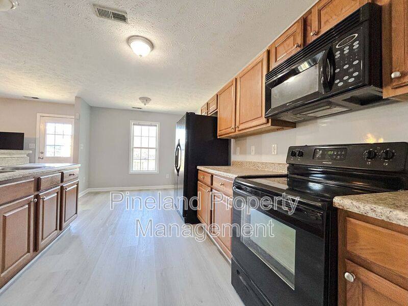 House for rent at 341 Kingdom Estate Dr, Fayetteville, NC 28301