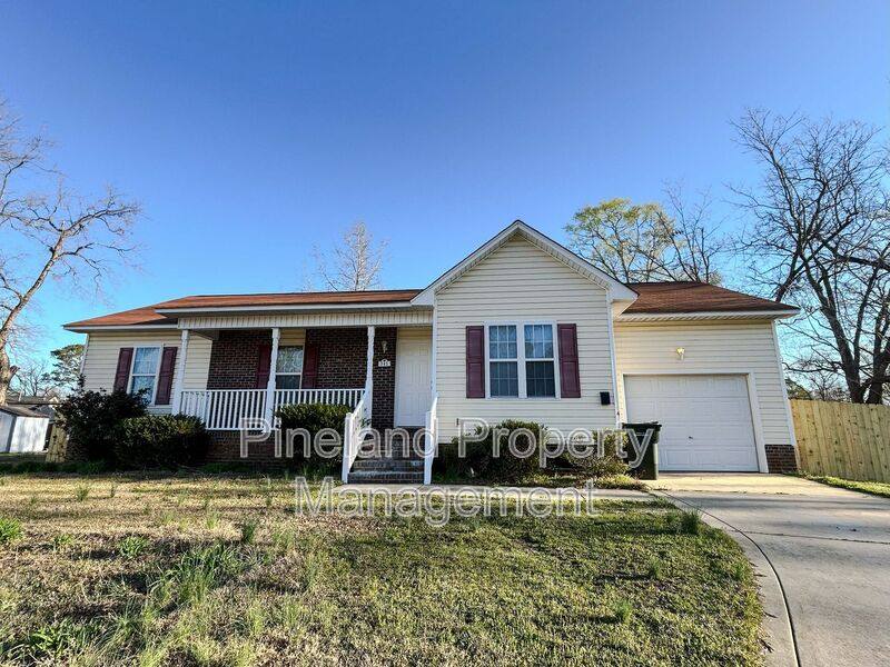 House for rent at 341 Kingdom Estate Dr, Fayetteville, NC 28301