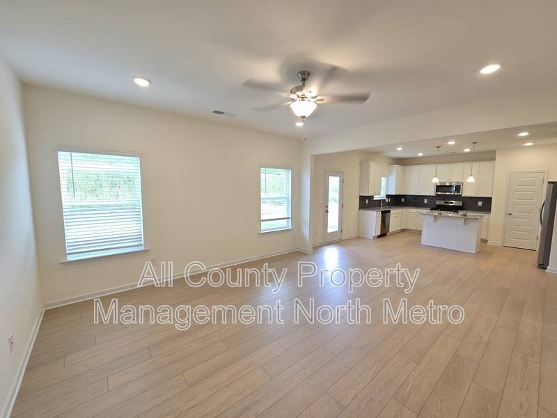 House for rent at 142 Hadley Way, Cartersville, GA 30120