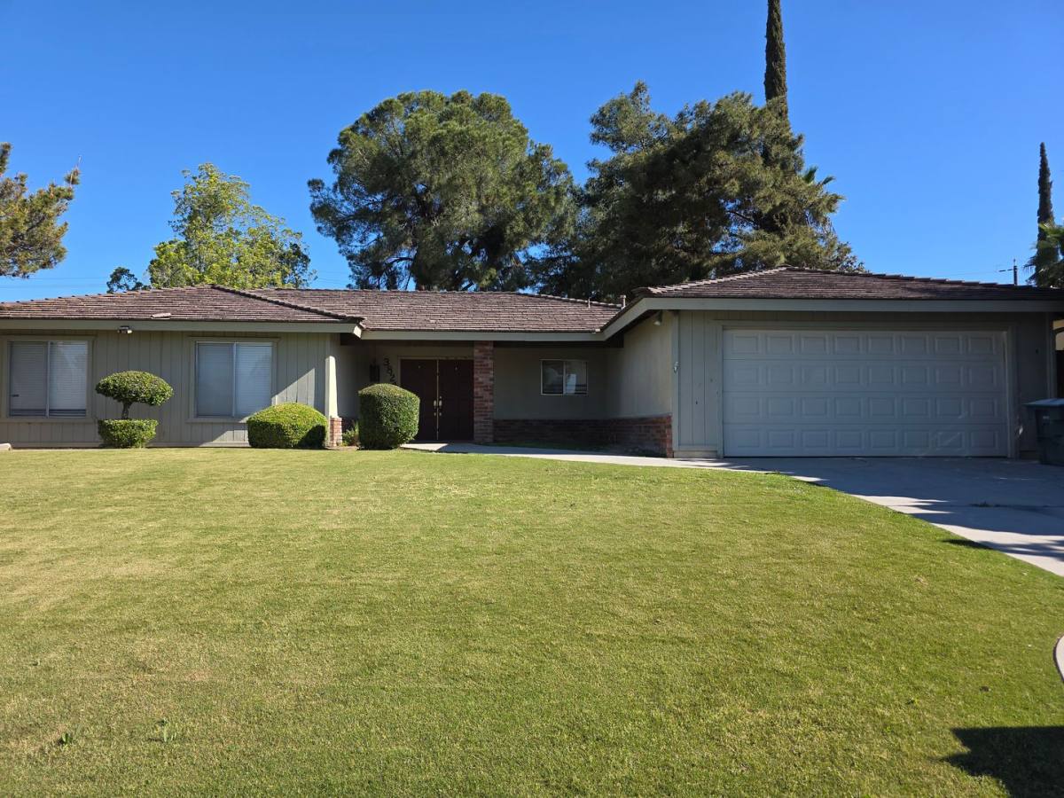 House for rent at 3824 Christmas Tree Lane, Bakersfield, CA 93306