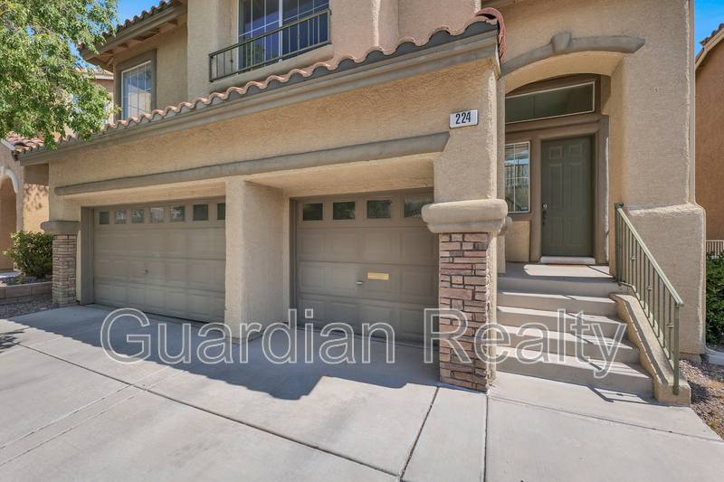 House for rent at 224 Emerald Vista Way, Las Vegas, NV 89144