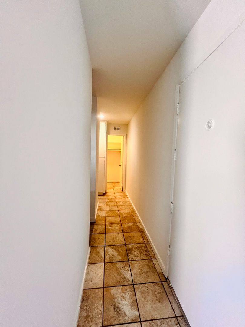Apartment for rent at 393 Hamilton St, Costa Mesa, CA 92627