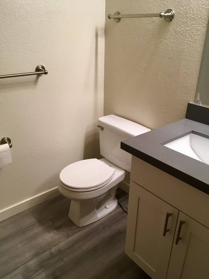 Apartment for rent at 910 N 104th St, Seattle, WA 98133