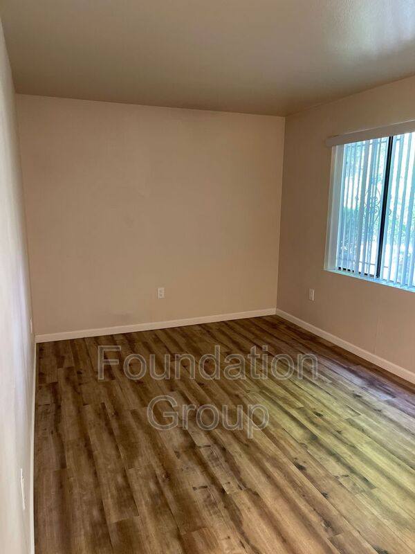 Apartment for rent at 400 10th Ave #111, Seattle, WA 98122