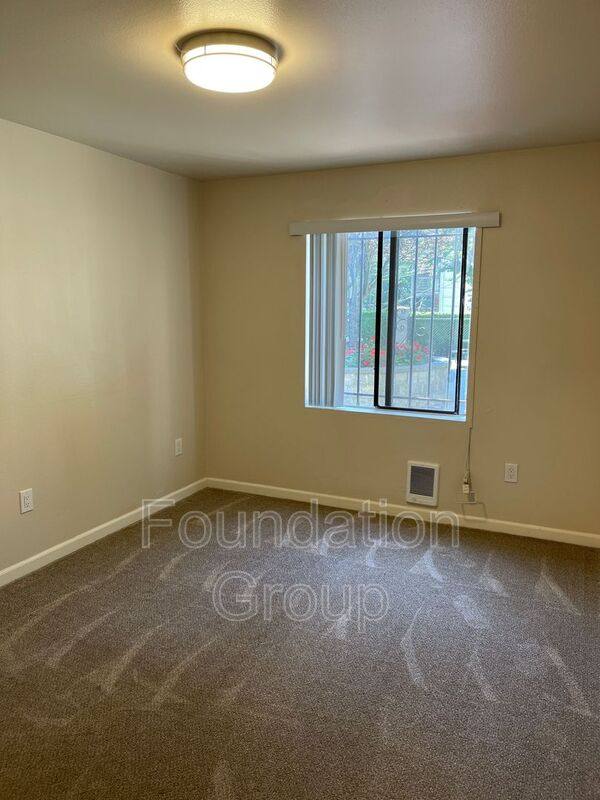Apartment for rent at 400 10th Ave #111, Seattle, WA 98122