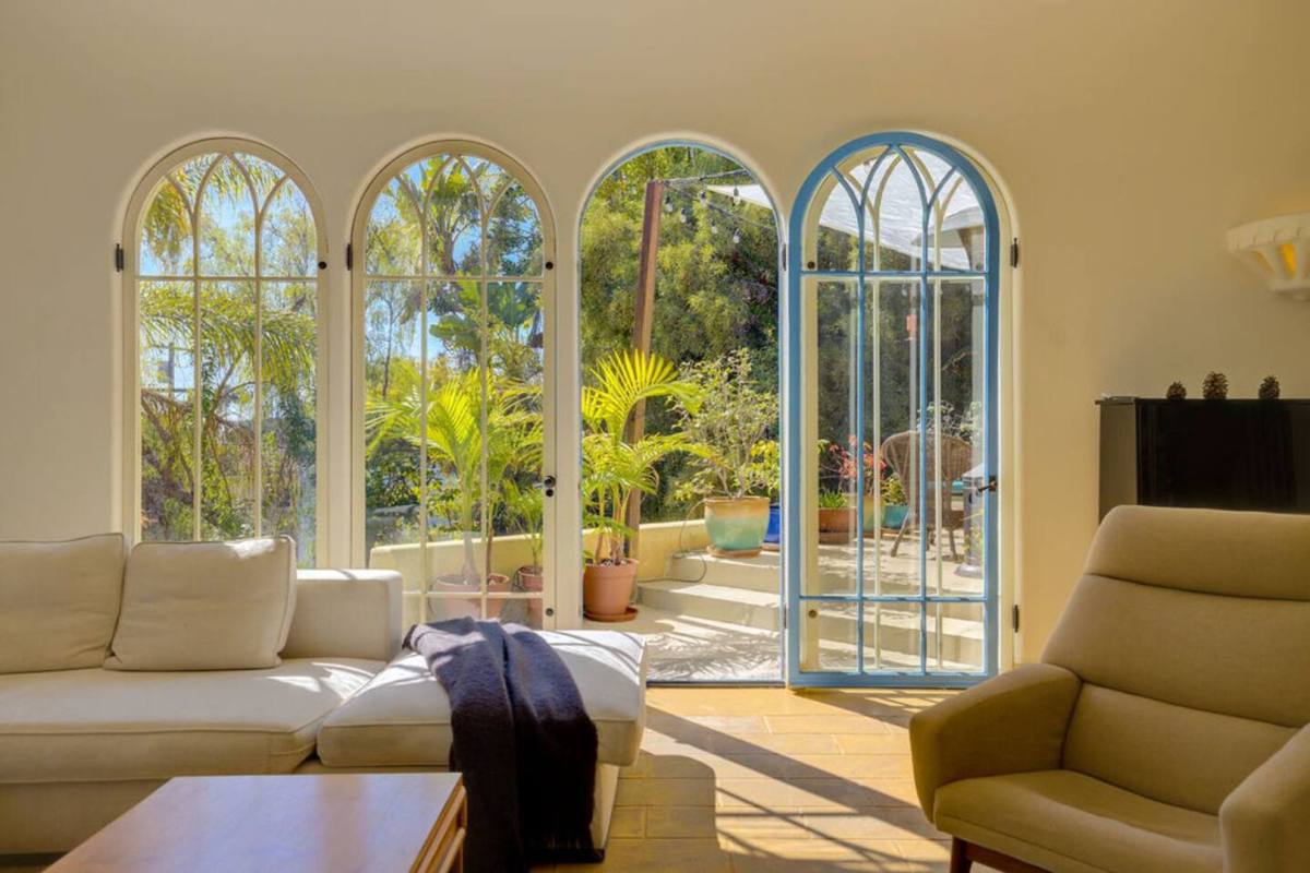 House for rent at 4778 Cromwell Ave, Los Angeles, CA 90027