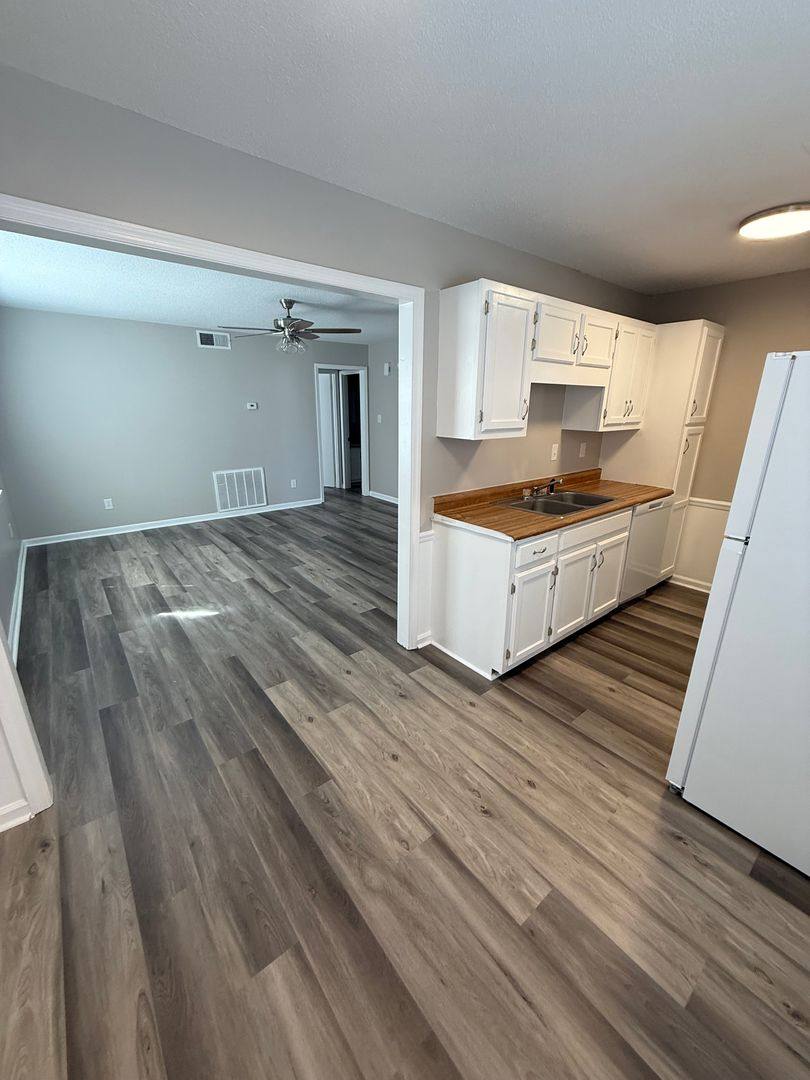 Apartment for rent at 1809 O'Rorke Lane SW, Decatur, AL 35603