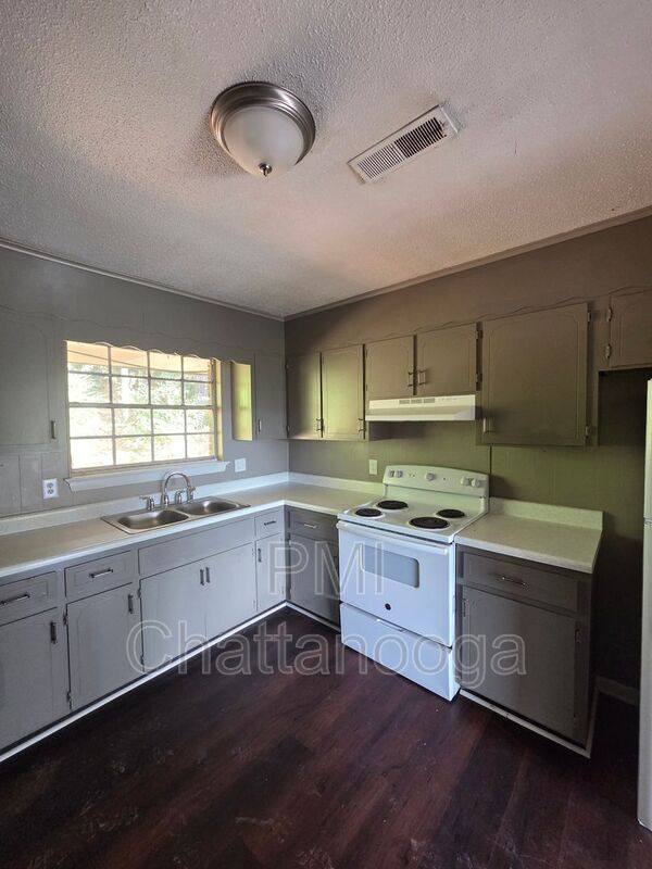 Apartment for rent at 76 Dolphin Lane #4A, Ringgold, GA 30736