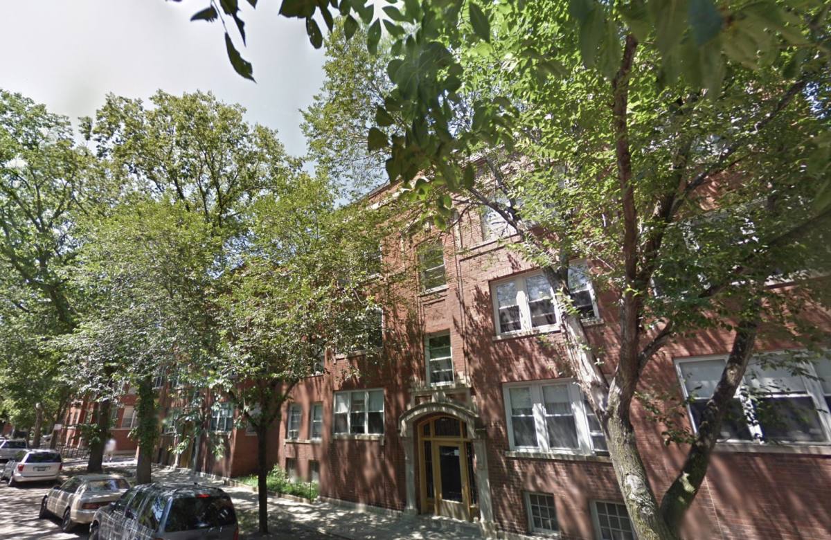 Apartment for rent at 1302 W Rosemont Ave #2, Chicago, IL 60660
