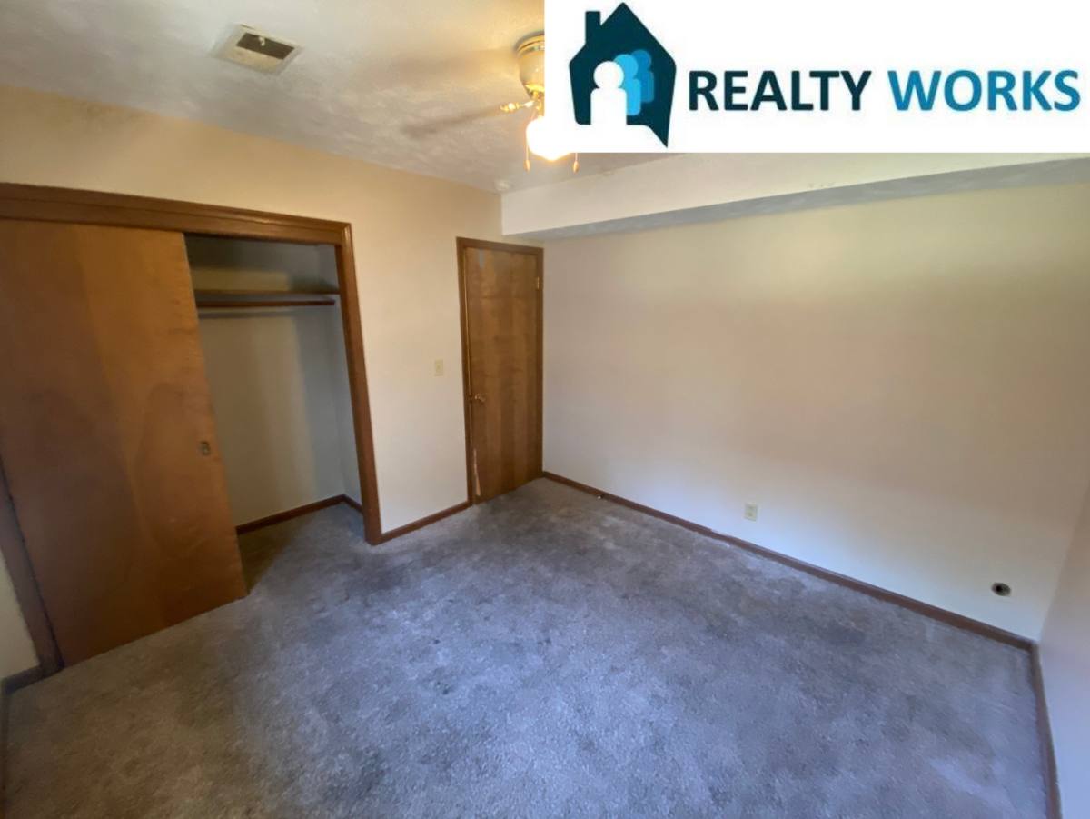 Apartment for rent at 2040 F St, Lincoln, NE 68510
