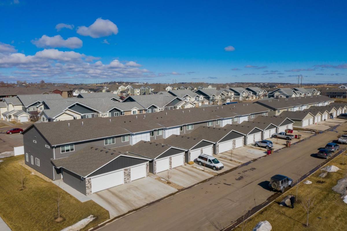 Townhouse for rent at 4802 S Hosta Ave, Sioux Falls, SD 57110