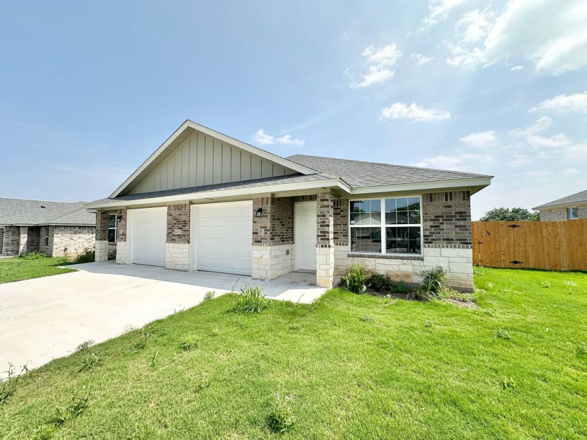 Townhouse for rent at 1608 Pima Trail, Harker Heights, TX 76548