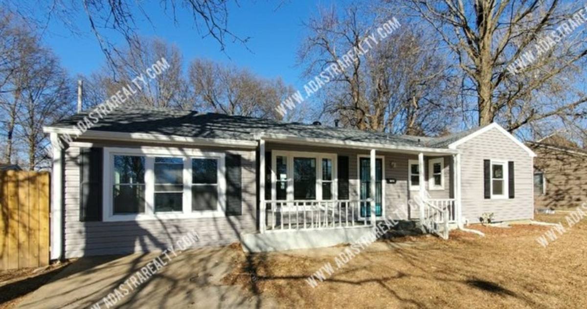 House for rent at 17004 E 3rd Terrace N, Independence, MO 64056