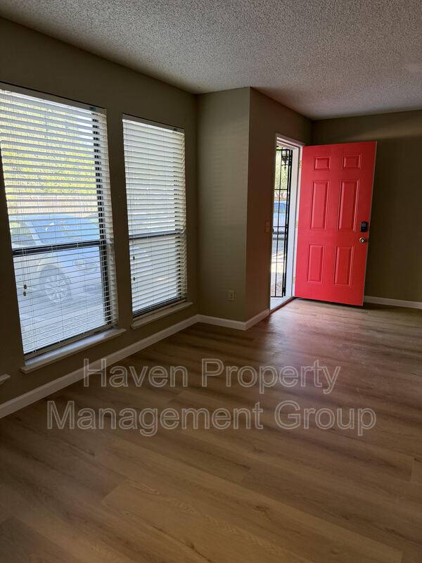Apartment for rent at 32 W 7th St #C, Tracy, CA 95376