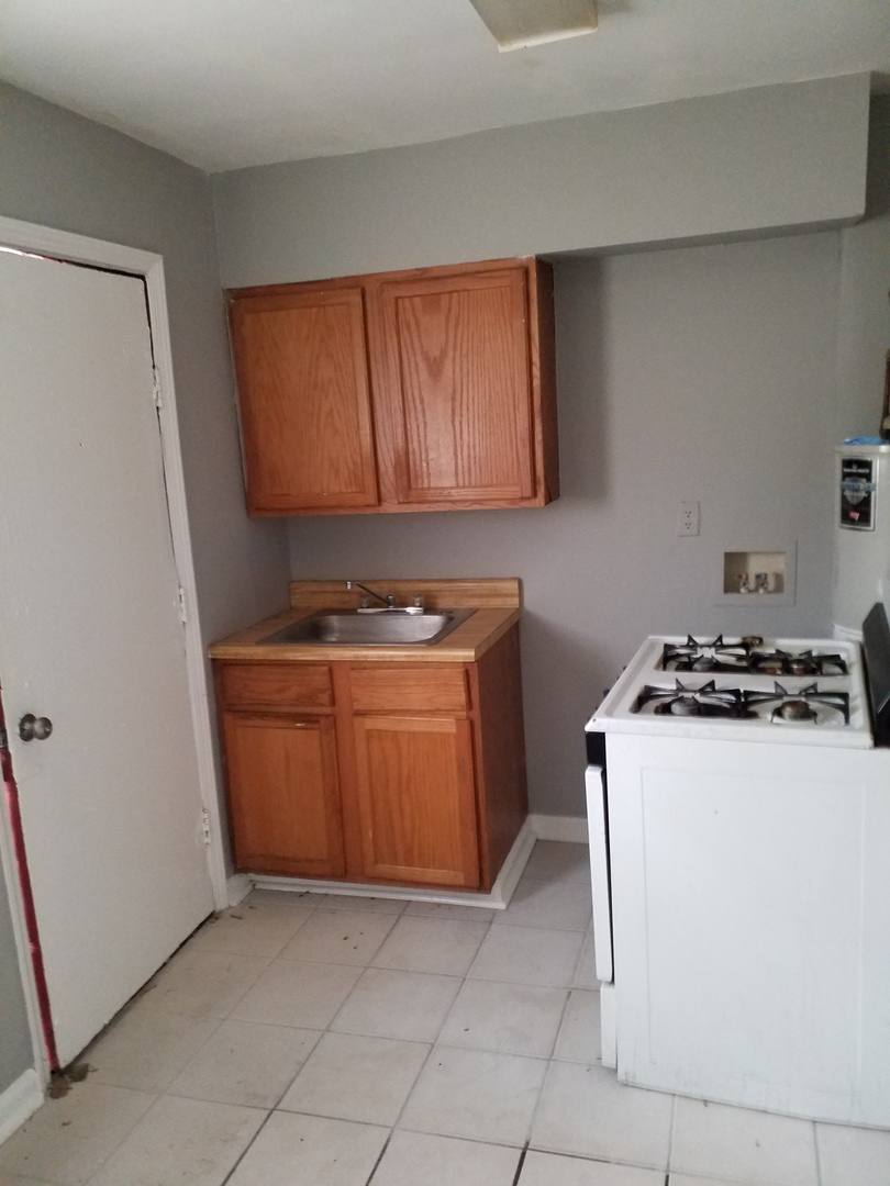 Apartment for rent at 1160 Springdale, Memphis, TN 38108