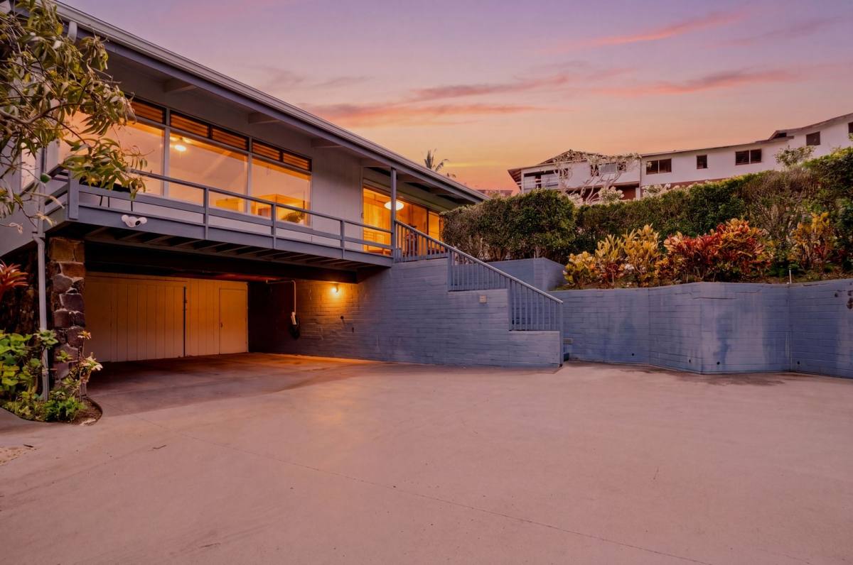 House for rent at 259 Kaelepulu Dr, Kailua, HI 96734