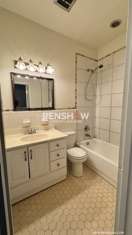 House for rent at 663 Moss Rd, Memphis, TN 38117