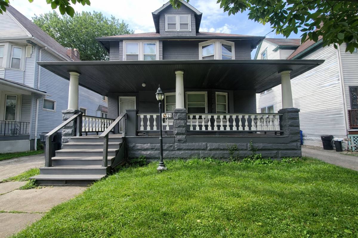 House for rent at 10721 Columbia Ave, Cleveland, OH 44108
