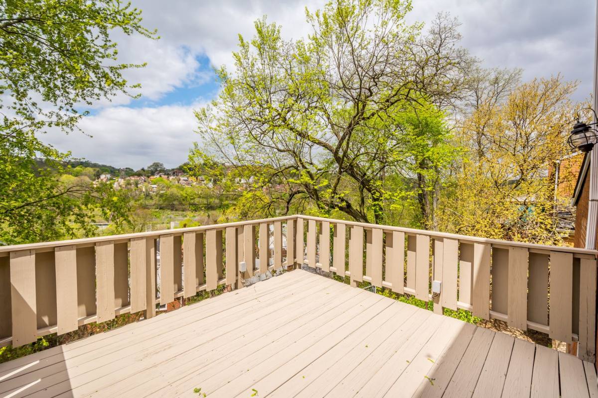 Townhouse for rent at 2124 Fairland St, Pittsburgh, PA 15210
