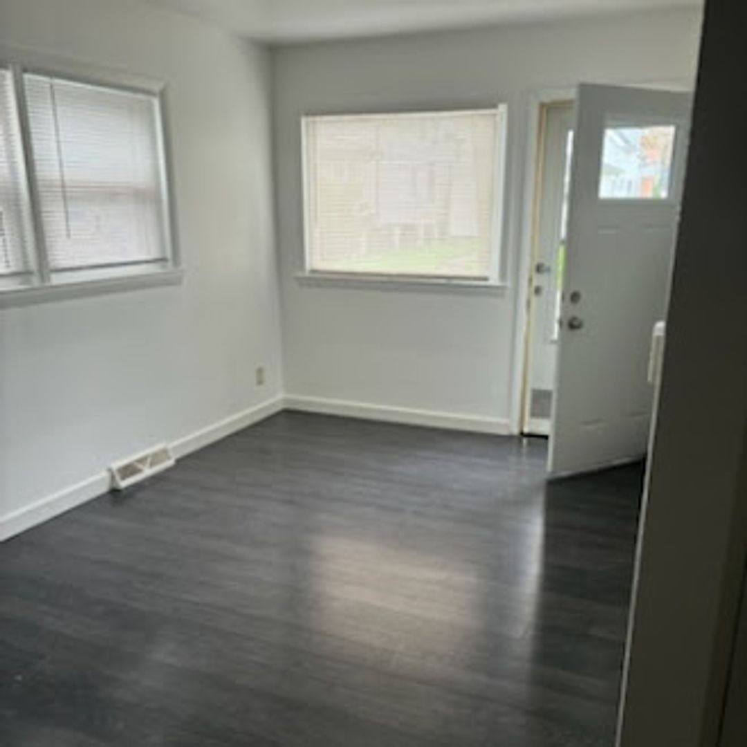 Apartment for rent at 3754 E Barnard Ave, Cudahy, WI 53110