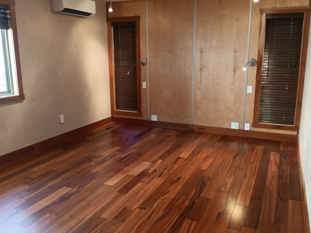 House for rent at 2427 NW Circle, Albuquerque, NM 87104