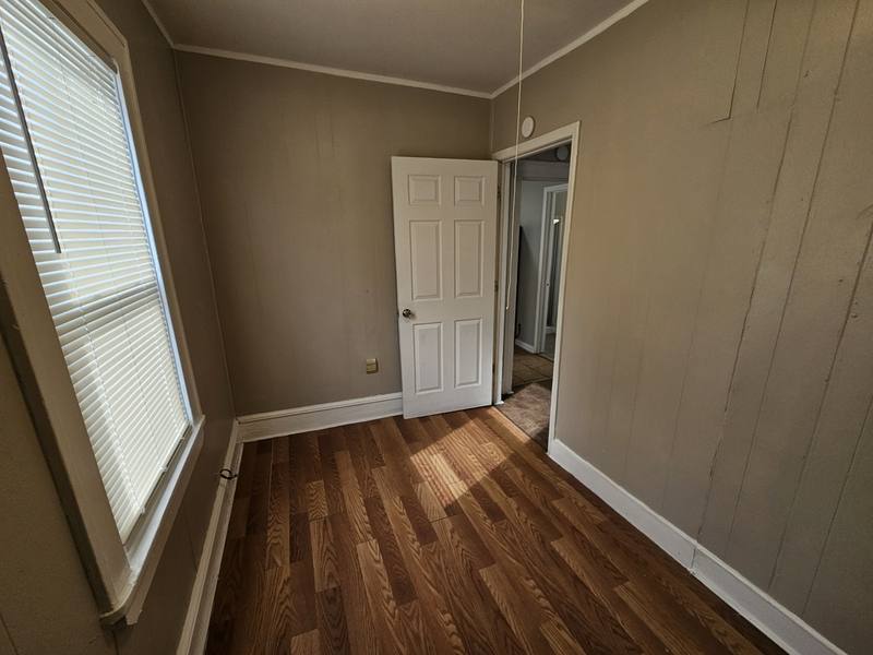 Apartment for rent at 1762 E 33rd St #DOWN, Cleveland, OH 44114