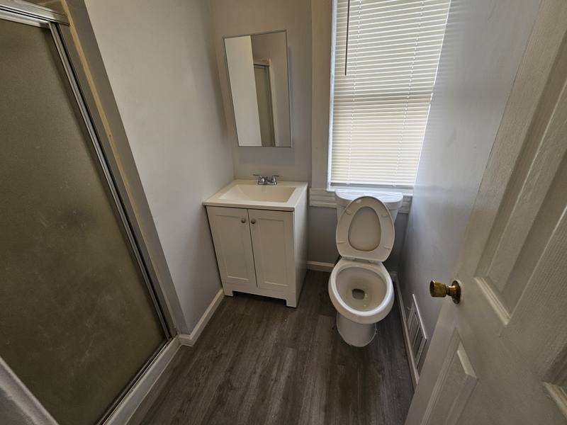 Apartment for rent at 1762 E 33rd St #DOWN, Cleveland, OH 44114