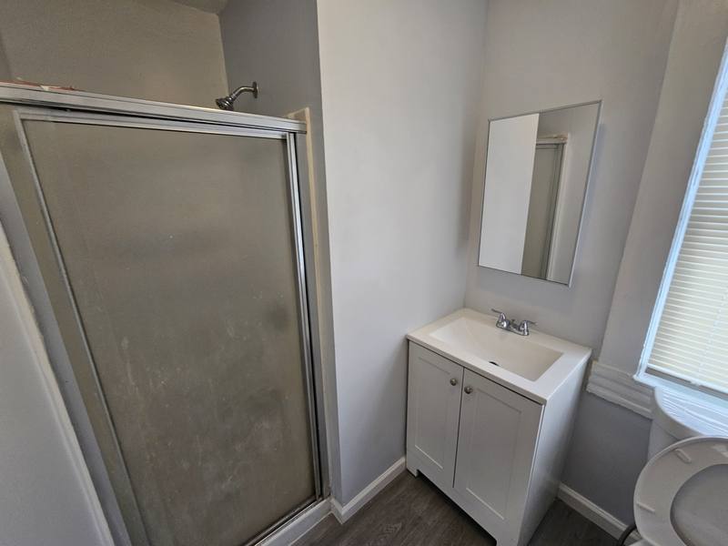 Apartment for rent at 1762 E 33rd St #DOWN, Cleveland, OH 44114