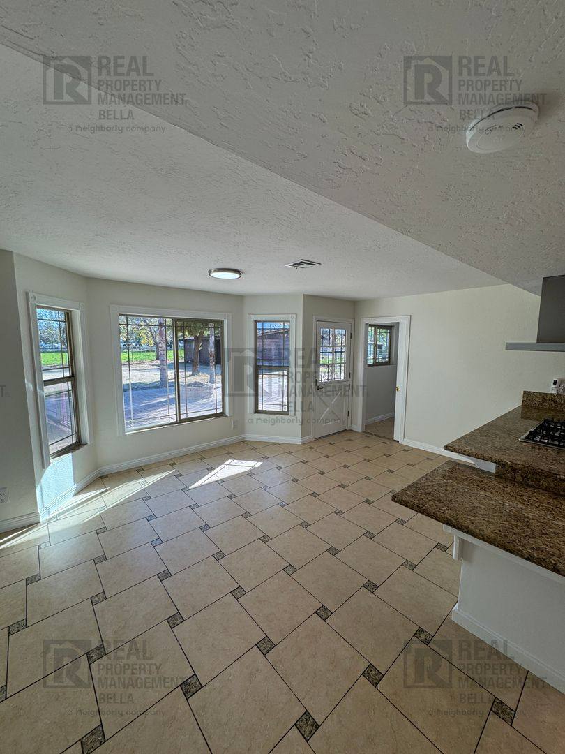 House for rent at 30955 De Portola Rd, Temecula, CA 92592