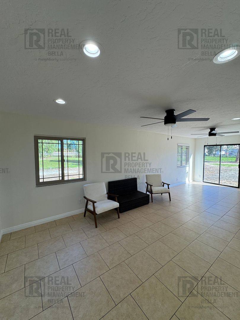 House for rent at 30955 De Portola Rd, Temecula, CA 92592