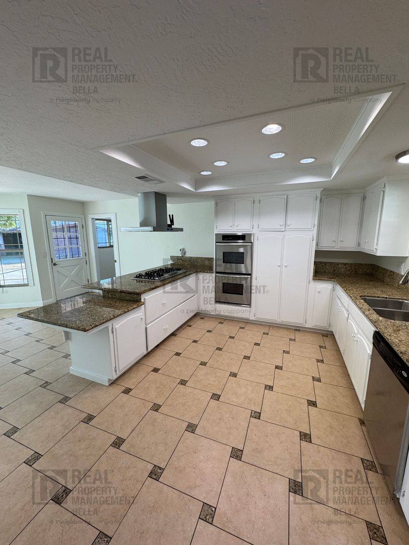 House for rent at 30955 De Portola Rd, Temecula, CA 92592