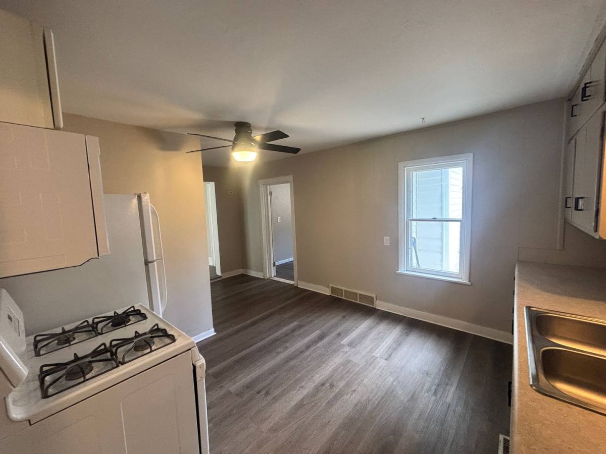 Apartment for rent at 829 Division St, La Crosse, WI 54601