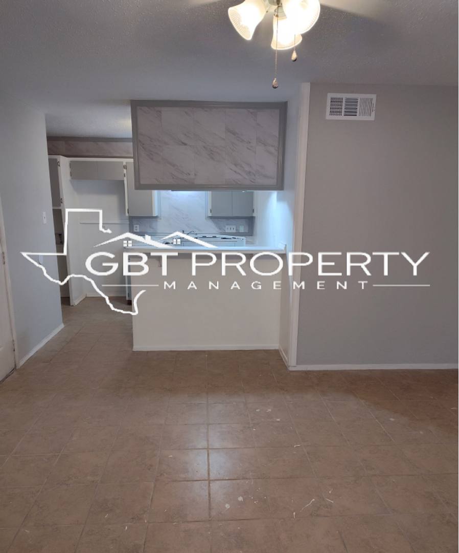 Apartment for rent at 8625 Fireside Dr, Austin, TX 78757
